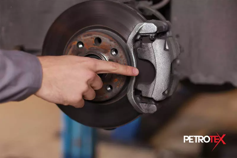 علائم خرابی لنت ترمز خودرو