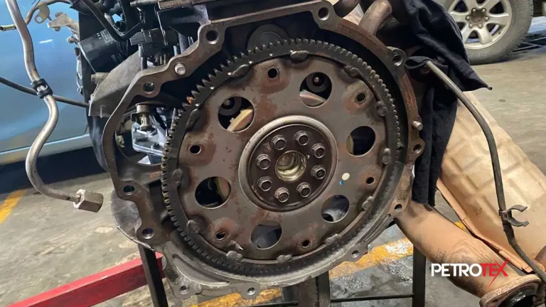 فلایویل خودرو چیست؟